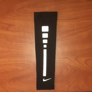 Nike Elite Arm Sleeve